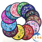 圓形絲綢刺杯墊